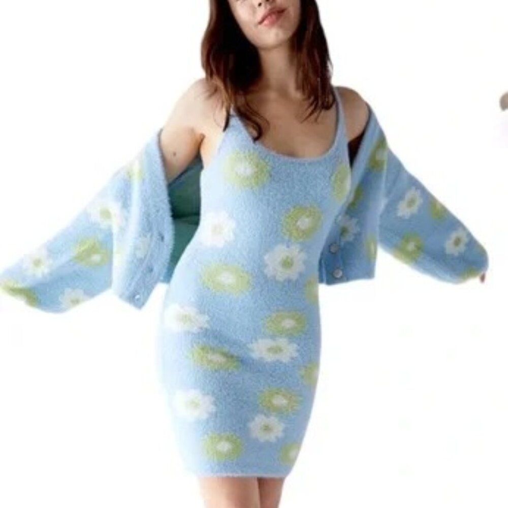 Kendall & Kylie Fuzzy Blue Floral Bodycon Dress